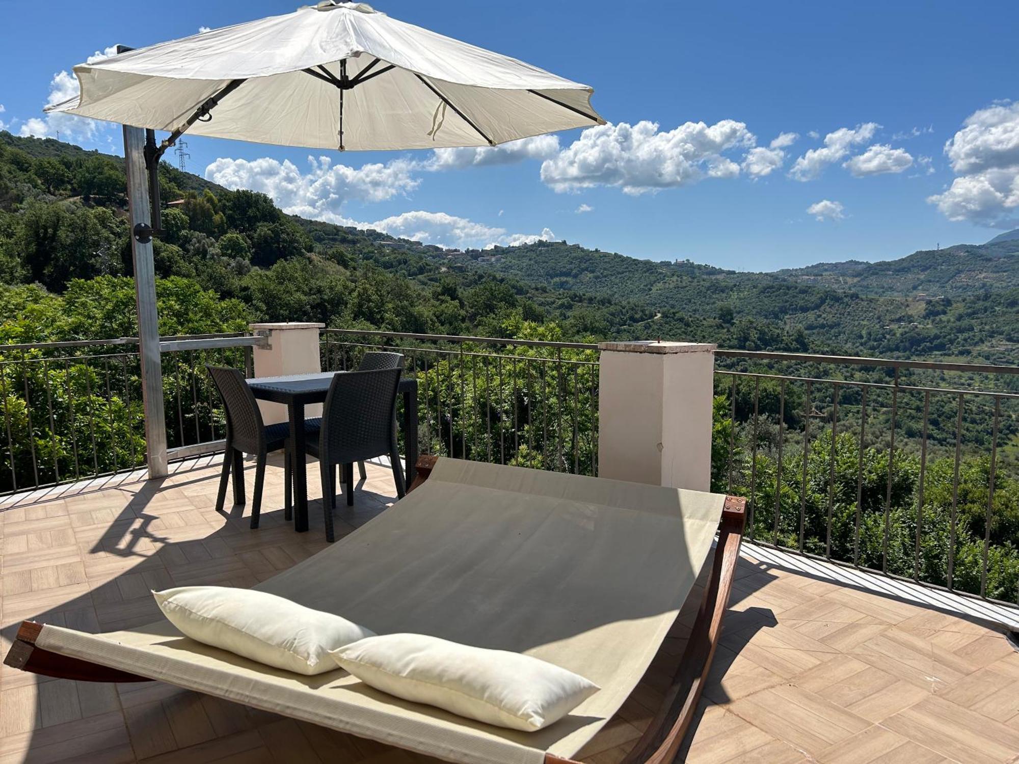 Ca'Del Borgo B&B Country House Ogliastro Cilento Exterior photo
